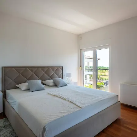Sunsea With Heated Pool Villa *