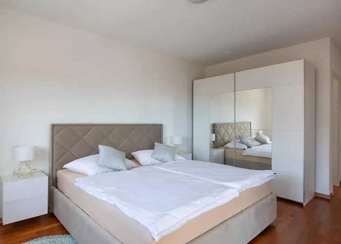 Sunsea With Heated Pool Vila Vodnjan